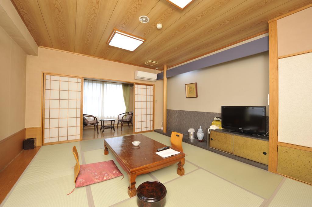 Kagoiwa Onsen Ryokan Нико Екстериор снимка